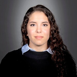 Jinelle Flores Etienne