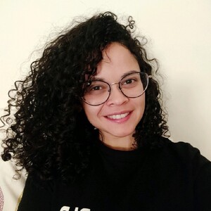 Veronica Avelar