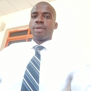 Akaninyene Edem