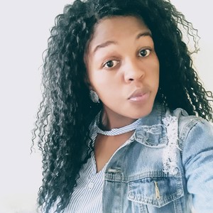 Hlengiwe Khumalo