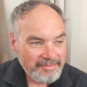André Mostert