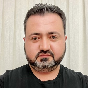 Yasln Efe
