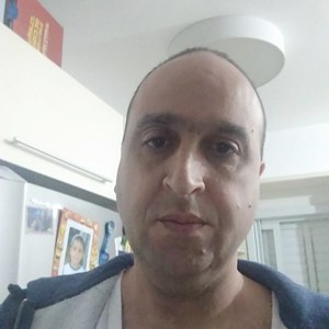 Eli Zvi