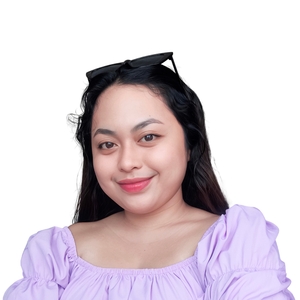 Yumi Jhanline Kaye Elgincolin