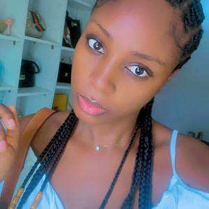 Margret Akwe