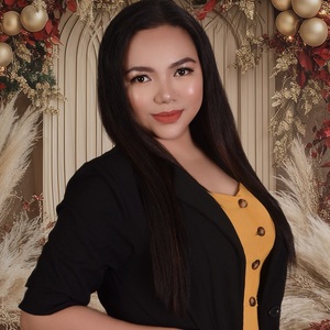 Kennie Louise Hernando