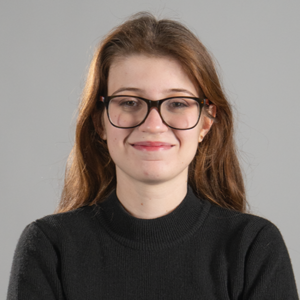 Anna Carolina Adad Pianaro