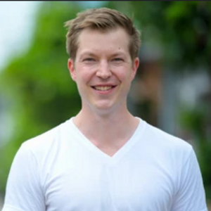 Lucas Davis