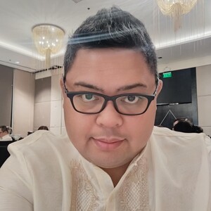 Geifsonne Surigao Cachero