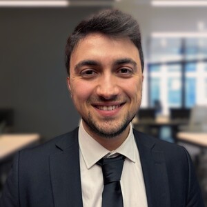 Yagiz Molo