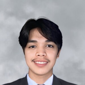 Ian Lloyd Lumongsud Dinoy