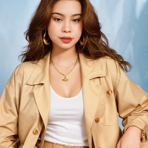 Maxine Claire Castro