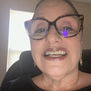 Mae Gordon