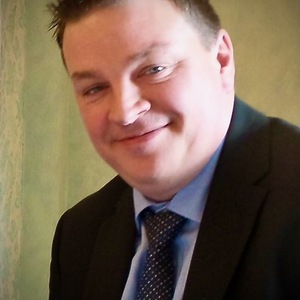 Stephen Usher