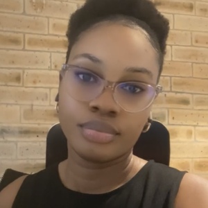 Cynthia Alor