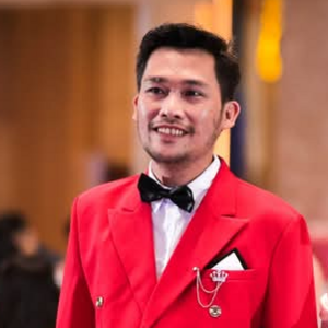 Rhenil Torrejos Oliamot