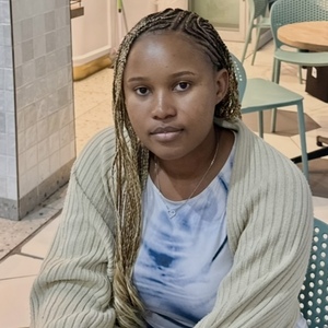 Nhlanhlenhle Dlamini