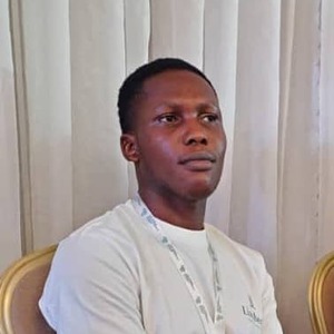 Emmanuel Onyechimereze