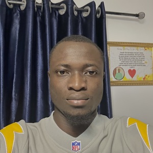 Amos Akinola