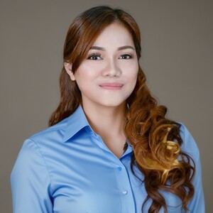 Julie Ann Duzon