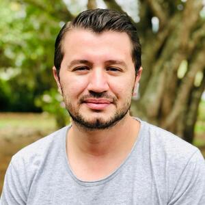 Jose M Mendez