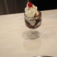 Ice cream sundea 