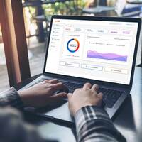 Fintech dashboard to monitor payments