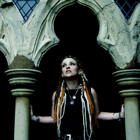 Jo Carley and the Old Dry Skulls, editorial